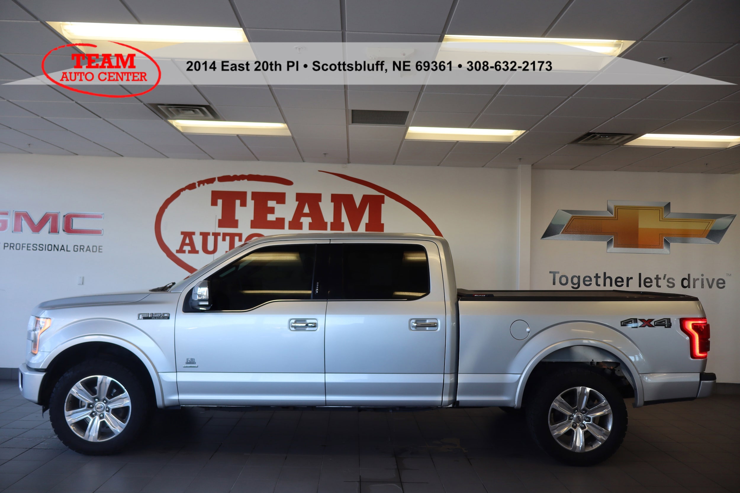 2016 Ford F-150 Platinum's photo