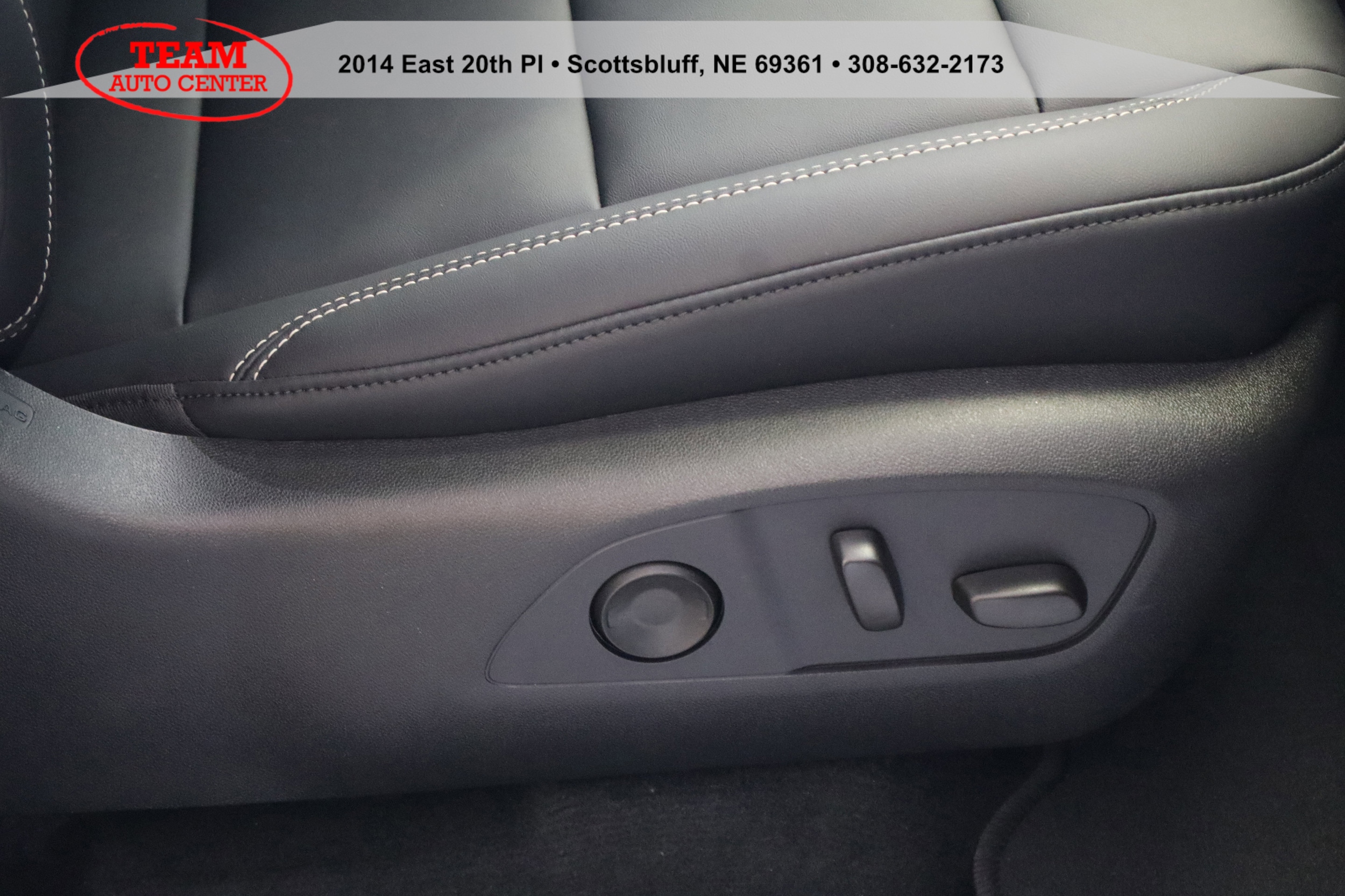 2026 GMC Acadia Elevation - Photo 17