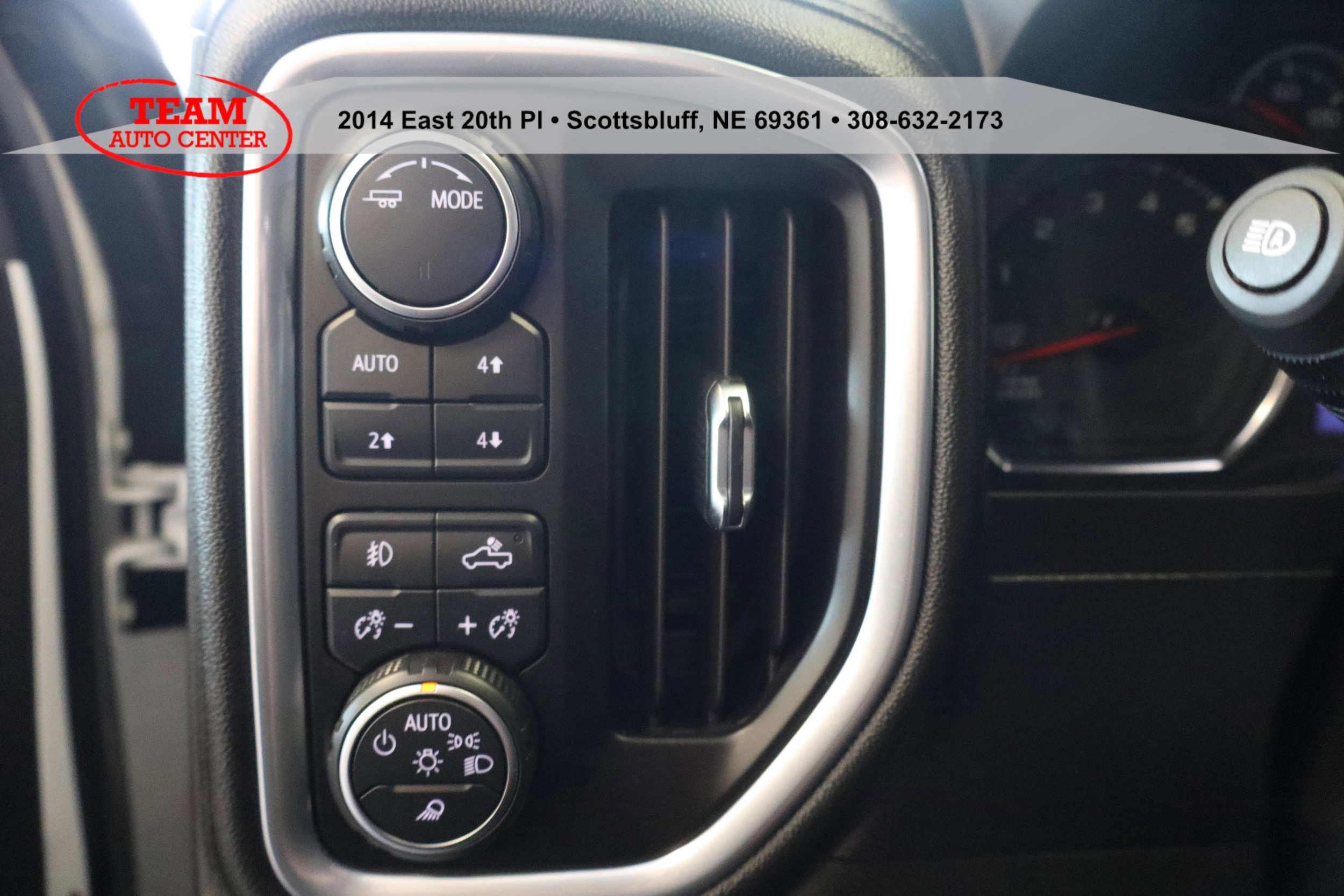 2021 Chevrolet Silverado 1500 LTZ - Photo 23