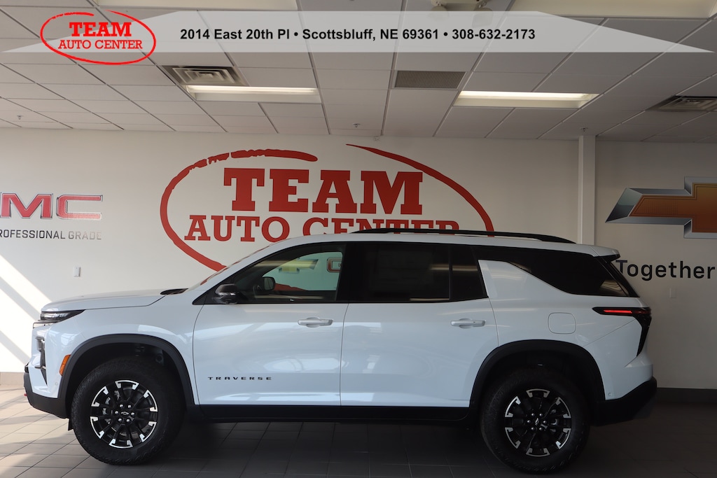 New 2026 Chevrolet Traverse AWD Z71 SUV