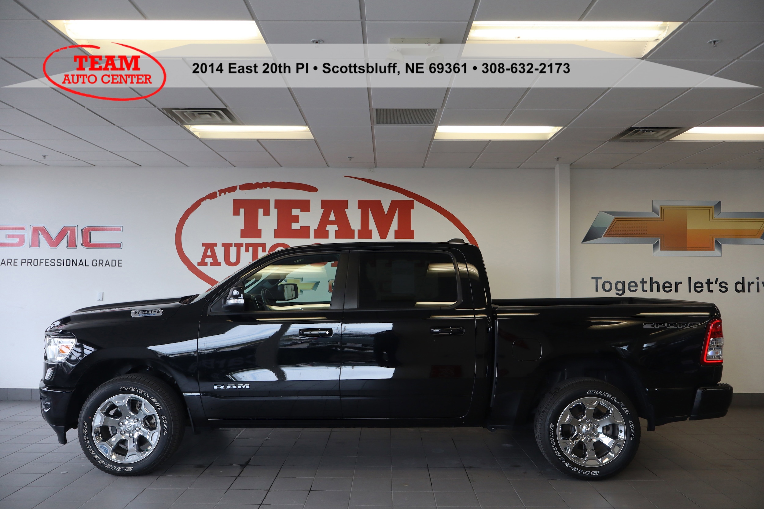 2022 RAM 1500 Big Horn/Lone Star 4x4 Crew Cab 5'7's photo