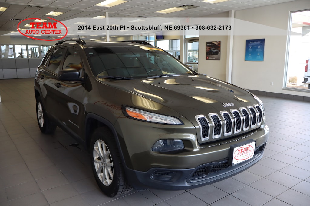 Used 2015 Jeep Cherokee Sport Sport Utility
