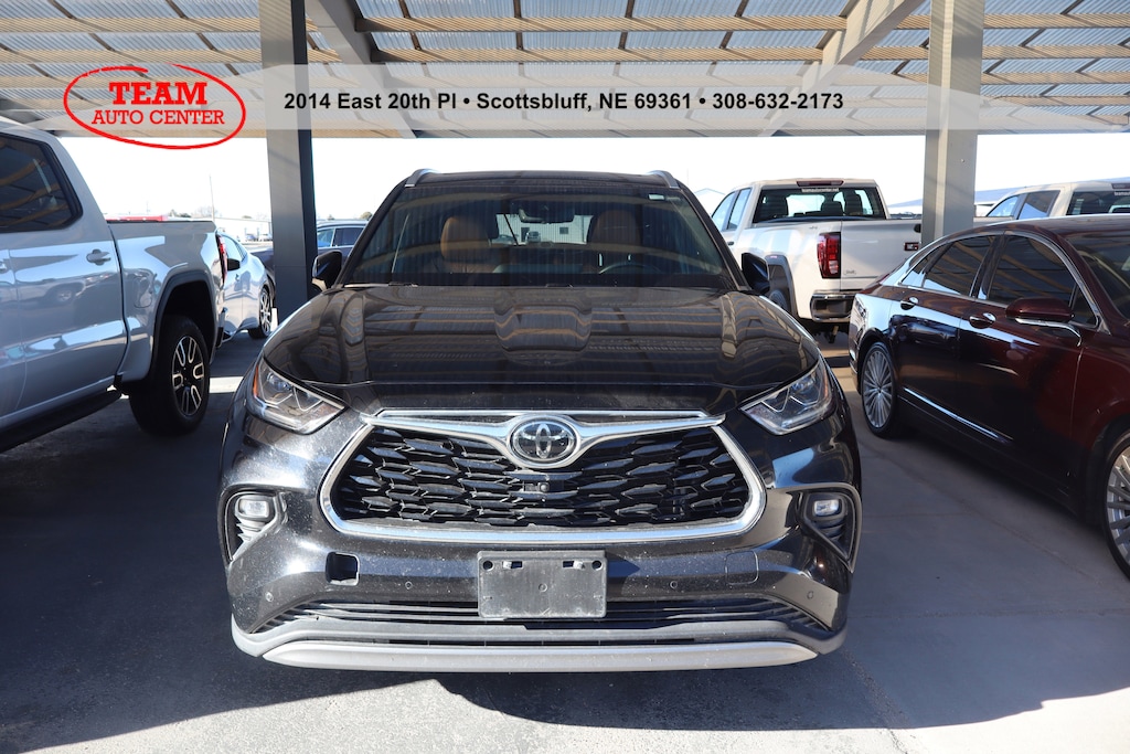 Used 2023 Toyota Highlander L Sport Utility