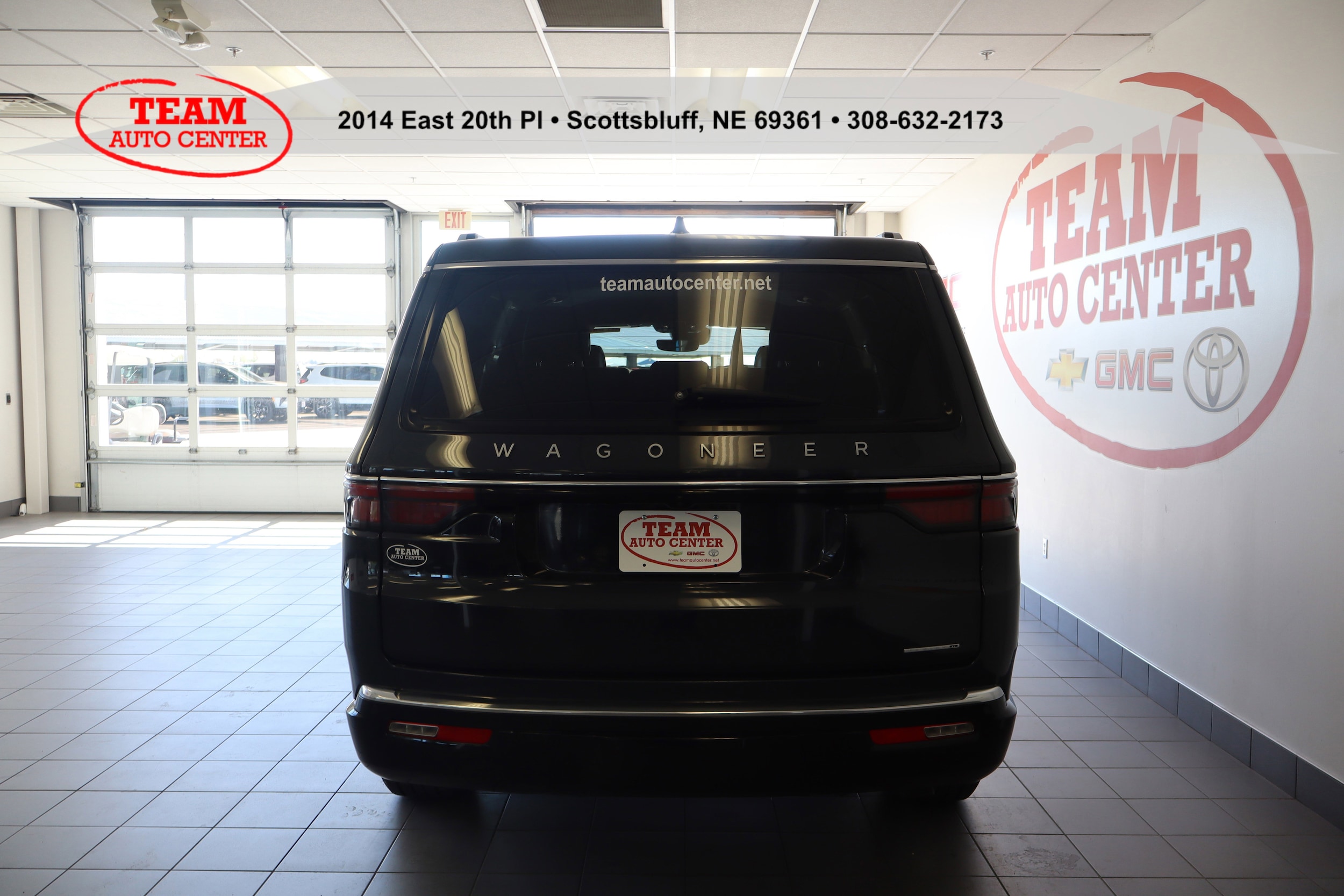 2024 Jeep Wagoneer Series II - Photo 12
