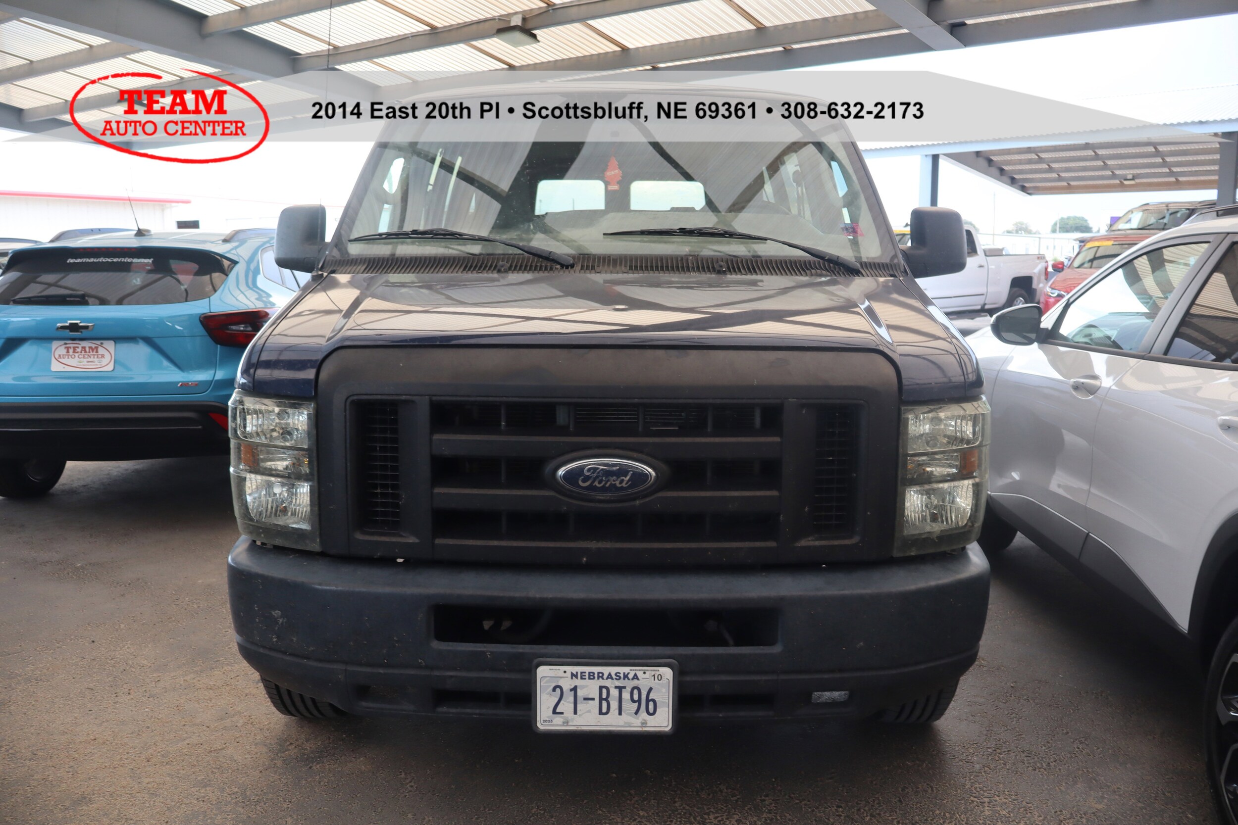 2012 Ford E-350 photo 2