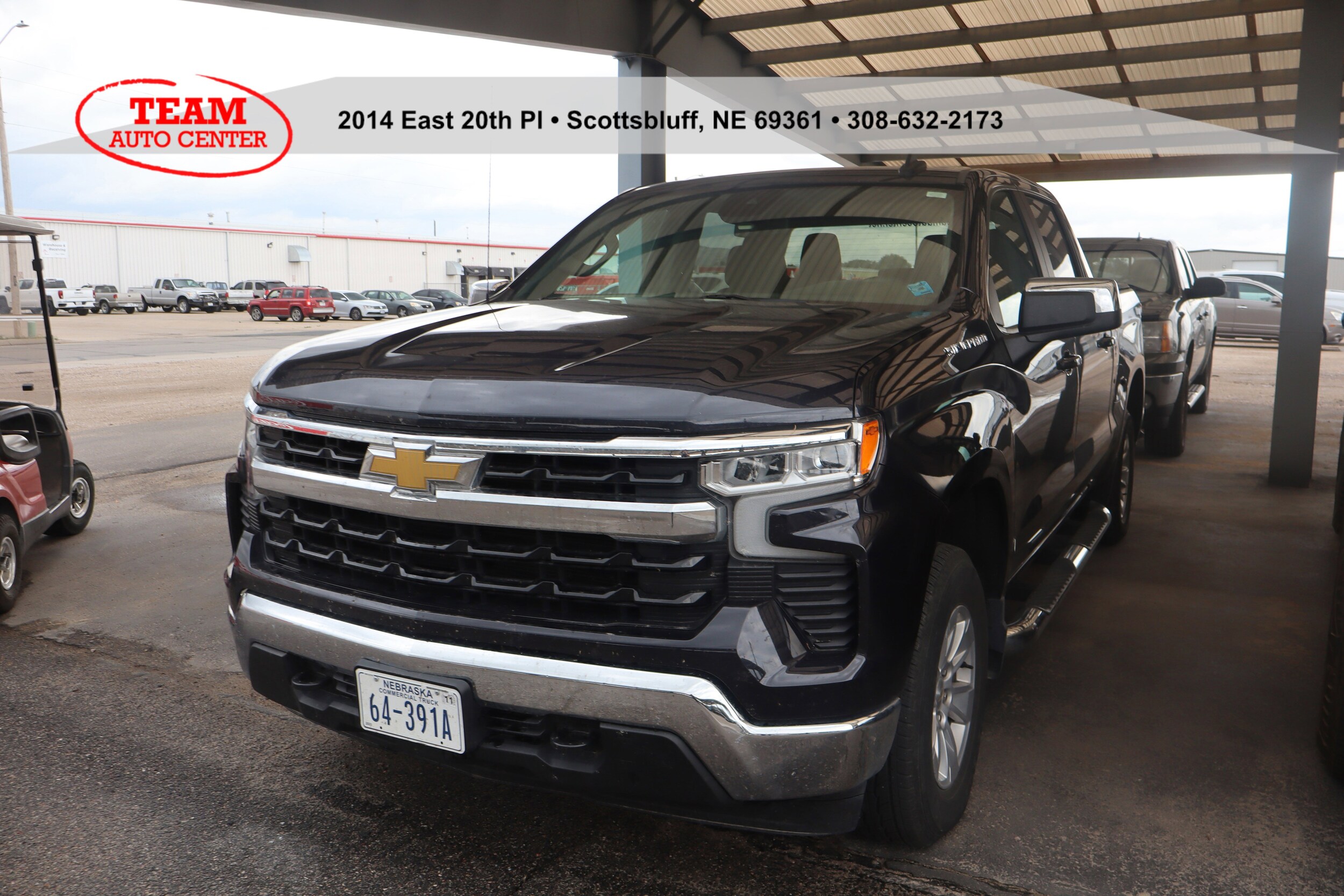 2022 Chevrolet Silverado 1500 LT photo 3