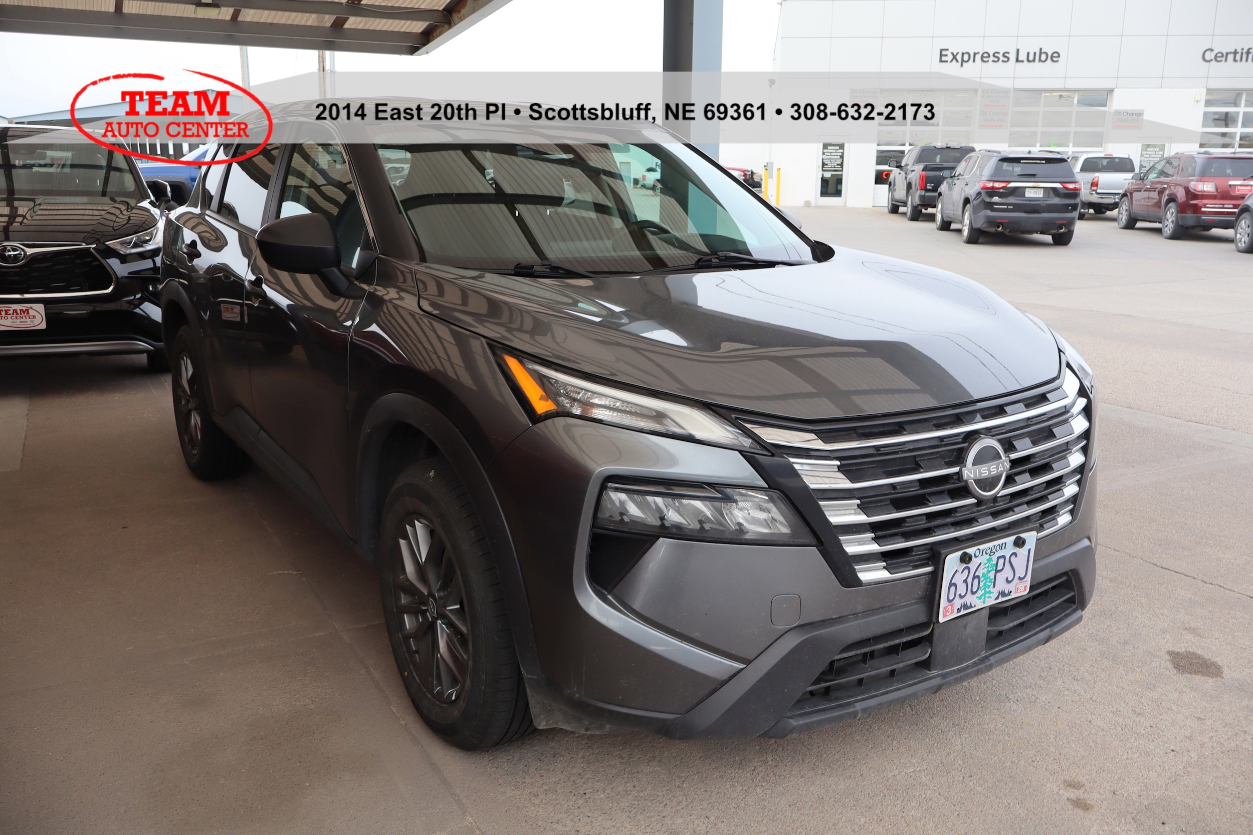 2024 Nissan Rogue S's photo