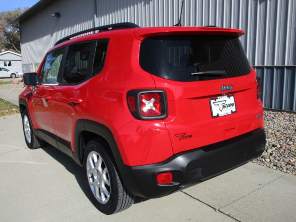 Used 2020 Jeep Renegade Latitude FWD SUV