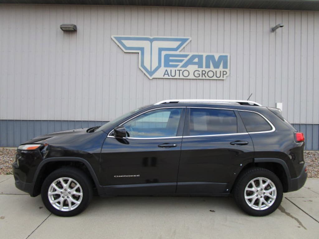Used 2014 Jeep Cherokee Latitude FWD SUV