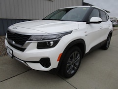 2022 Kia Seltos LX SUV for sale in Denison, IA