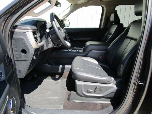 2022 Ford Expedition XLT - Photo 11