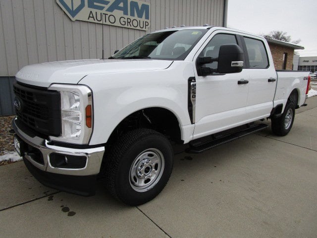 2026 Ford F-250 Super Duty XL's photo