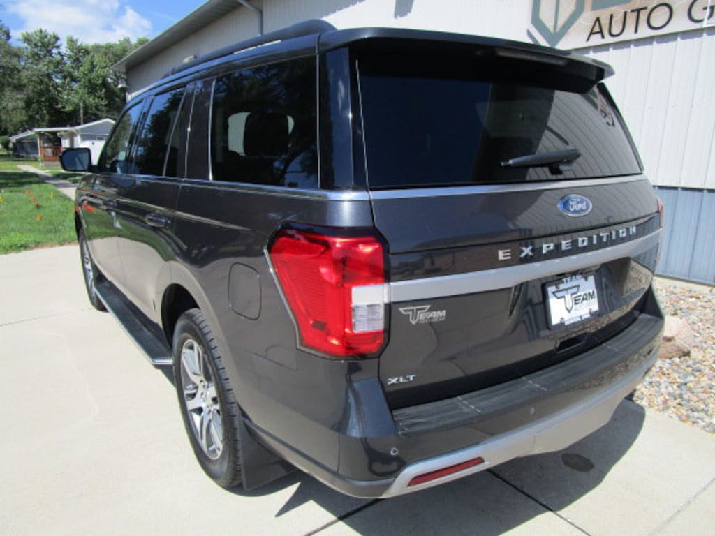Used 2022 Ford Expedition XLT SUV