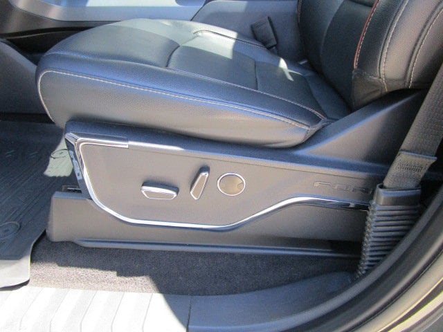 2023 Ford F-150 Lariat - Photo 13