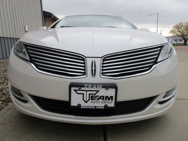 Used 2015 Lincoln MKZ Base with VIN 3LN6L2JK5FR624717 for sale in Denison, IA
