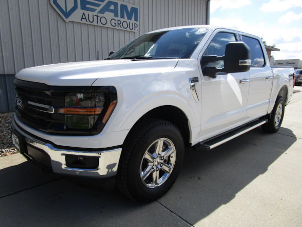 New 2025 Ford F-150 XLT Truck SuperCrew Cab