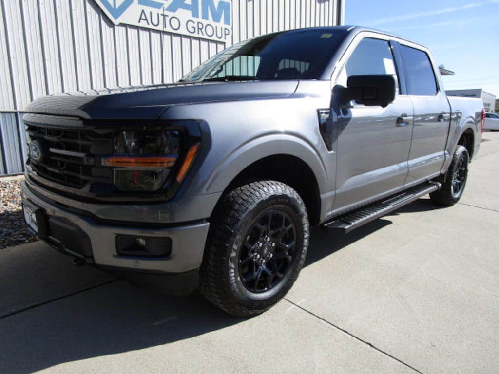 New 2025 Ford F-150 XLT Truck SuperCrew Cab