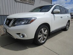 2016 Nissan Pathfinder Platinum SUV