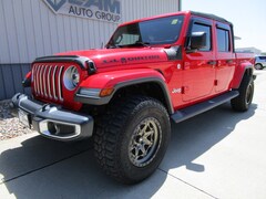 2020 Jeep Gladiator Overland Truck Crew Cab