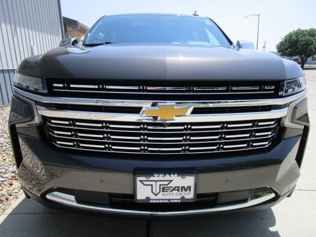 Used 2021 Chevrolet Suburban Premier with VIN 1GNSKFKD3MR275330 for sale in Denison, IA