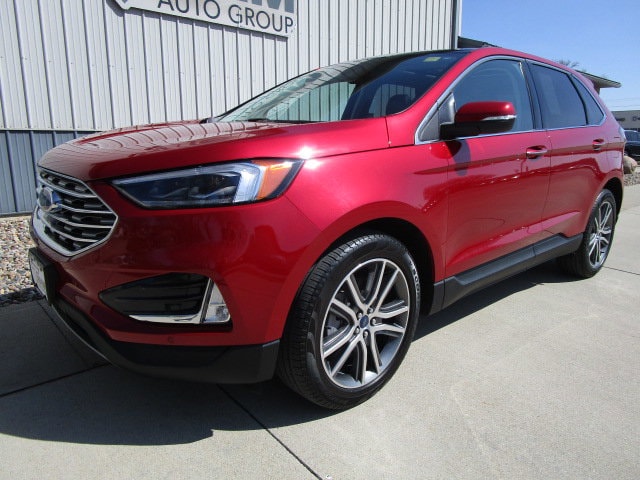 2022 Ford Edge Titanium