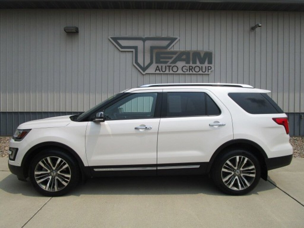 Used 2017 Ford Explorer Platinum SUV