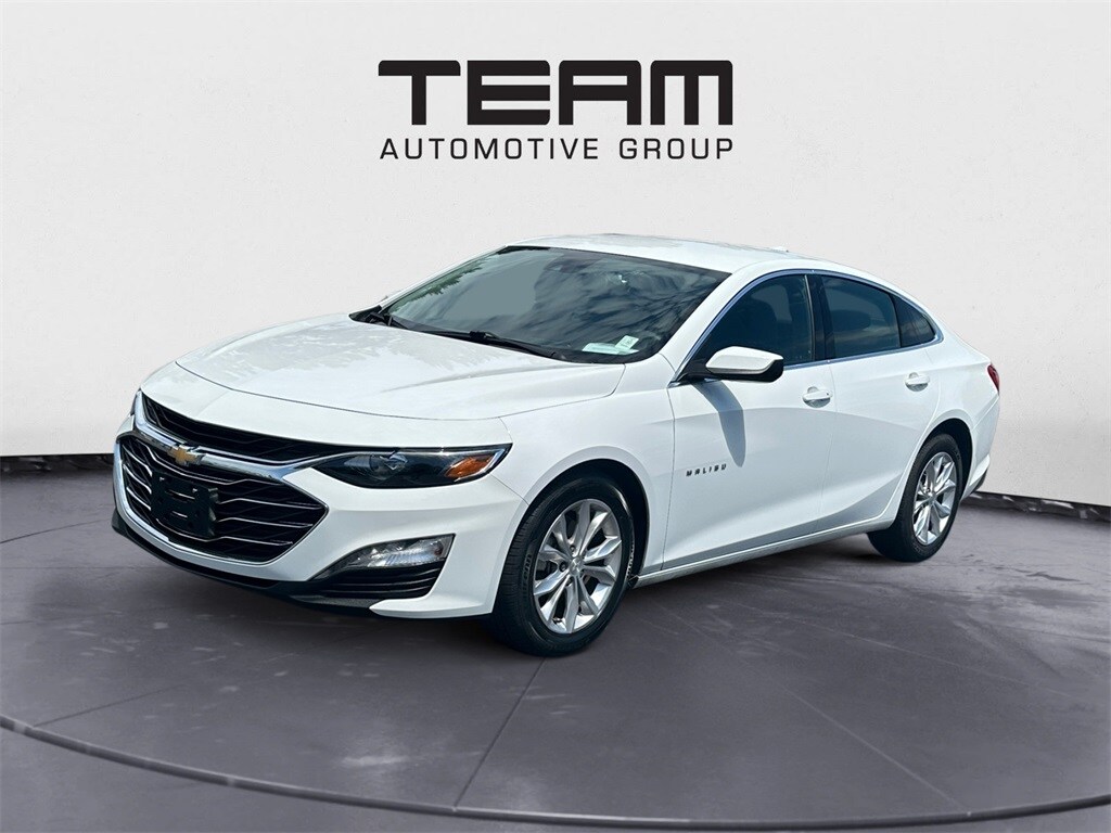 2023 Chevrolet Malibu 1LT photo 3