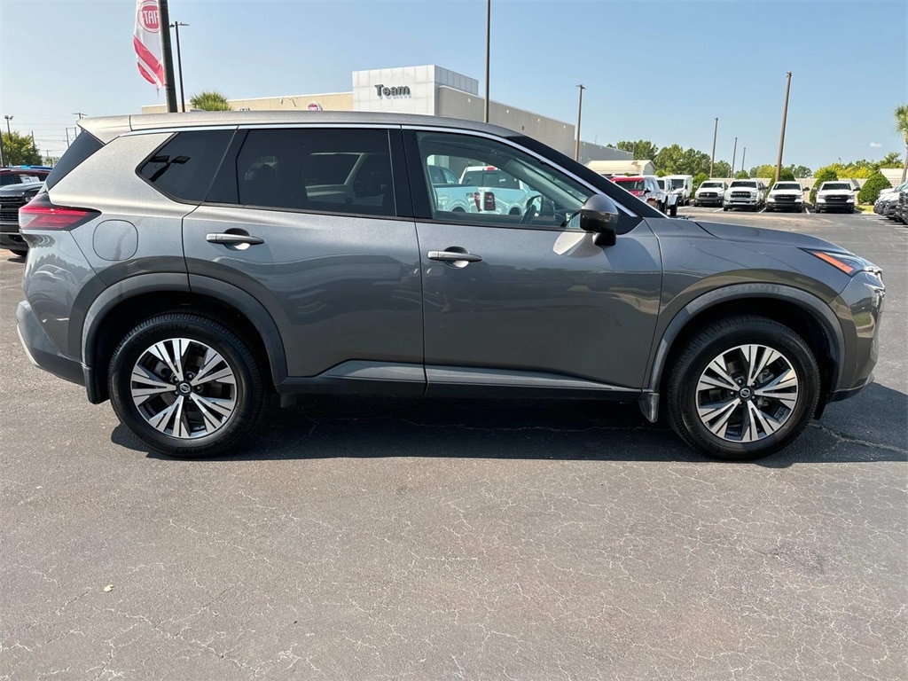 Used 2021 Nissan Rogue SV with VIN 5N1AT3BA1MC804648 for sale in Myrtle Beach, SC