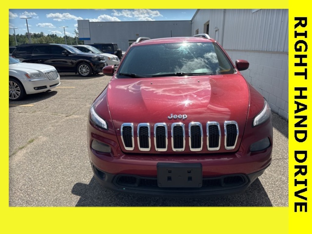 Used 2015 Jeep Cherokee Latitude 4x4 SUV