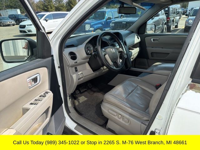 Used 2011 Honda Pilot EX-L with VIN 5FNYF3H53BB033632 for sale in West Branch, MI
