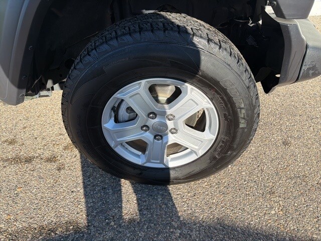 2022 Jeep Wrangler Sport S photo 3