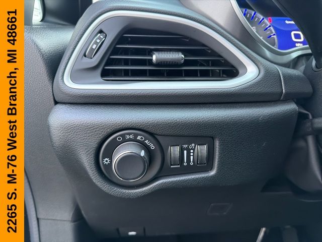 2026 Chrysler Voyager LX - Photo 25