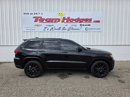 Used 2019 Jeep Grand Cherokee Laredo SUV for Sale in West Branch, MI