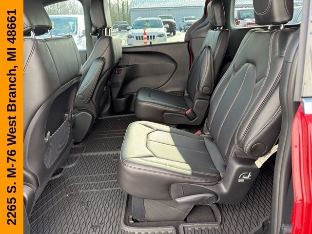 2026 Chrysler Voyager LX - Photo 29