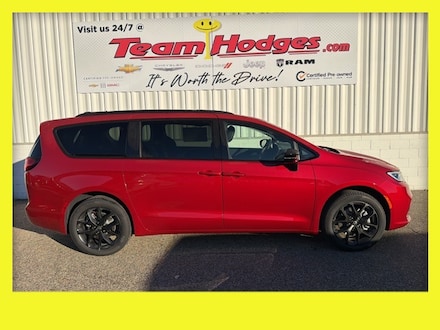 New 2026 Chrysler Pacifica LIMITED AWD Passenger Van for Sale in West Branch, MI