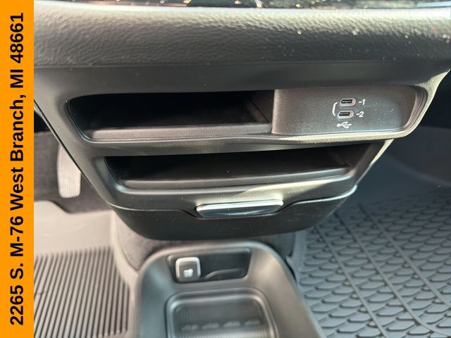 2026 Chrysler Voyager LX - Photo 19