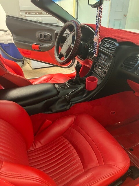 2004 Chevrolet Corvette Base Convertible photo 2