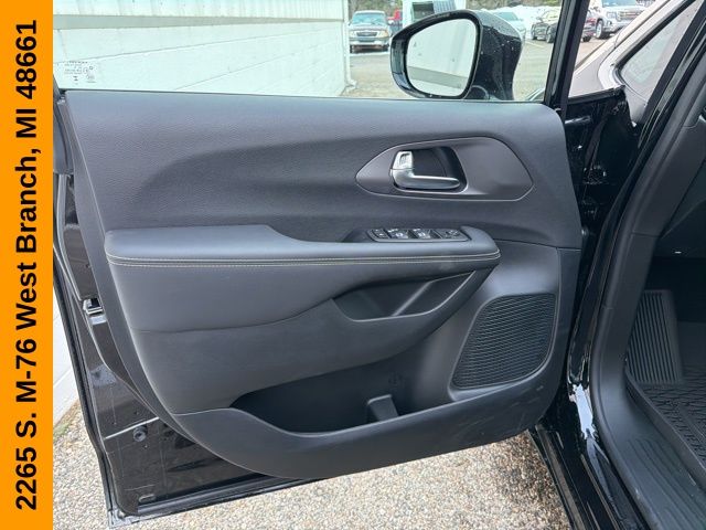 2026 Chrysler Voyager LX - Photo 26