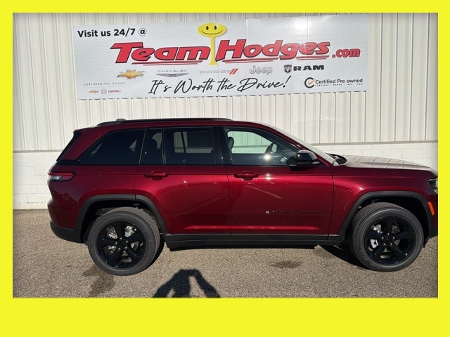 2025 Jeep Grand Cherokee Altitude's photo