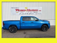 2026 Ram 1500 BIG HORN CREW CAB 4X4 5'7 BOX Pickup