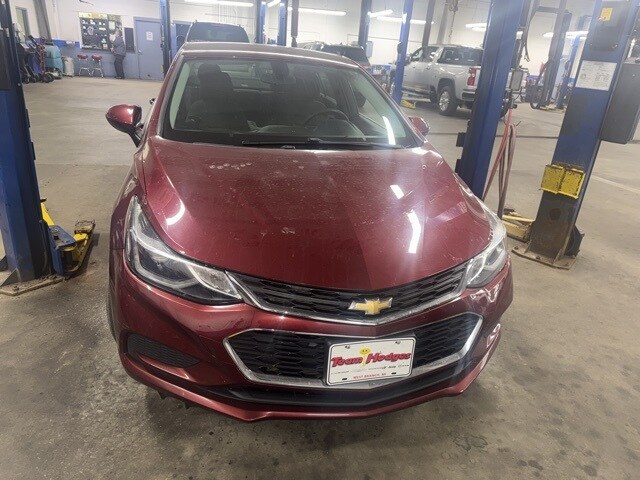 2016 Chevrolet Cruze LT photo 3