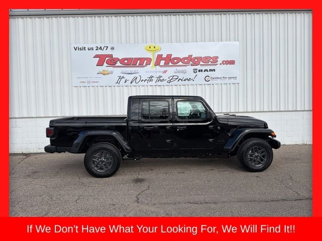 2026 Jeep Gladiator Sport S Auto's photo
