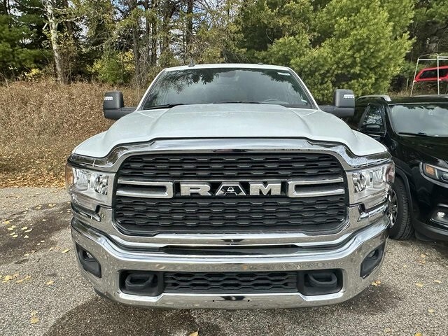 2024 Ram 3500 Big Horn photo 3