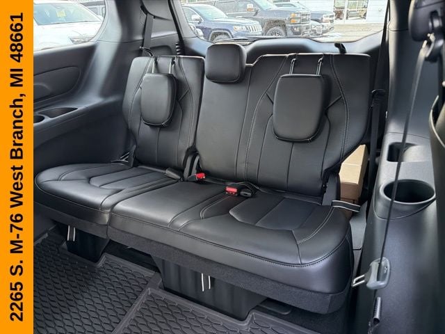2026 Chrysler Voyager LX - Photo 30