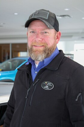 Staff member Joe Schrems from ID_b90926622ac5