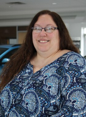 Staff member Mary Bell from ID_f22bae75a379