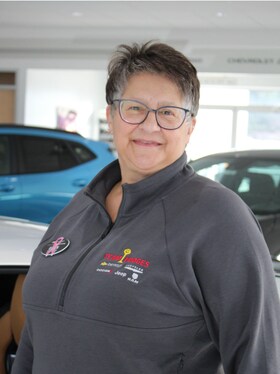 Staff member Ellen Nelson from ID_f22bae75a379