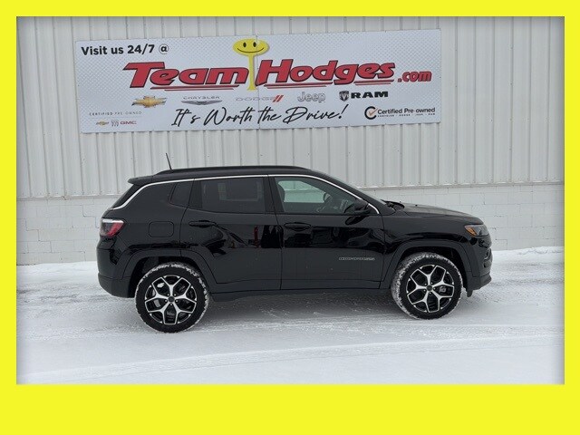 2026 Jeep Compass Limited's photo