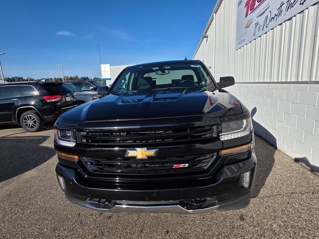 Used 2017 Chevrolet Silverado 1500 LT with VIN 1GCVKREC4HZ234477 for sale in West Branch, MI