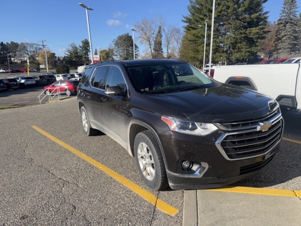 Used 2019 Chevrolet Traverse LT Cloth w/1LT SUV
